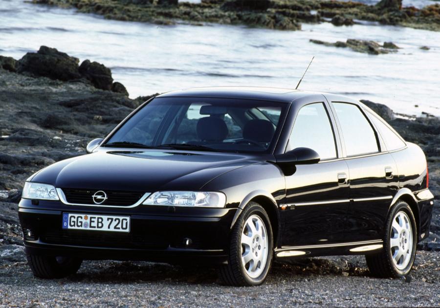  Opel Vectra Hatchback (B) 1999 года  (фото 2 из 9)
